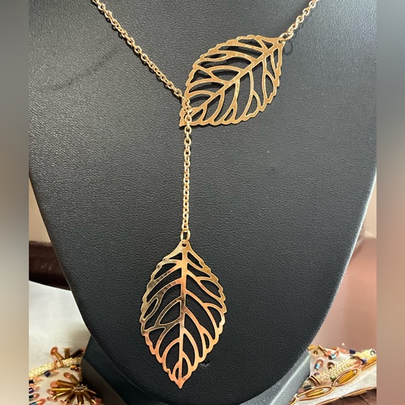 Gold Leaf Pendant Necklace - Picture 2 of 3